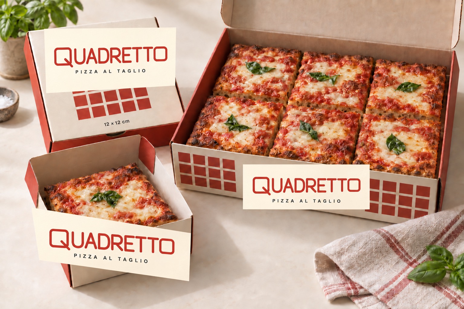 Scatole Quadretto color crema e rosso con pizza al taglio